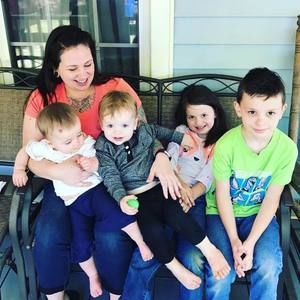 Meet your Posher, Amanda